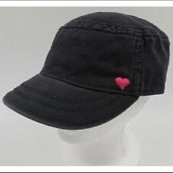 Accessories - 💎 Black Heart Cap Women’s 💎 4/$20